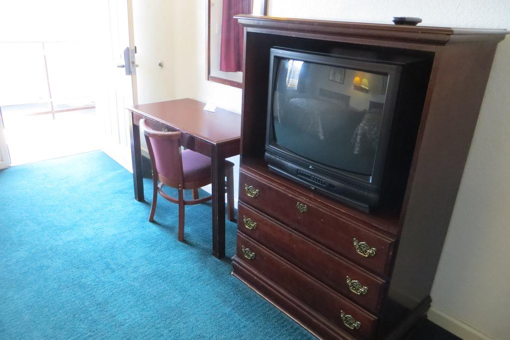 Capri Motel Редвуд Сити Экстерьер фото