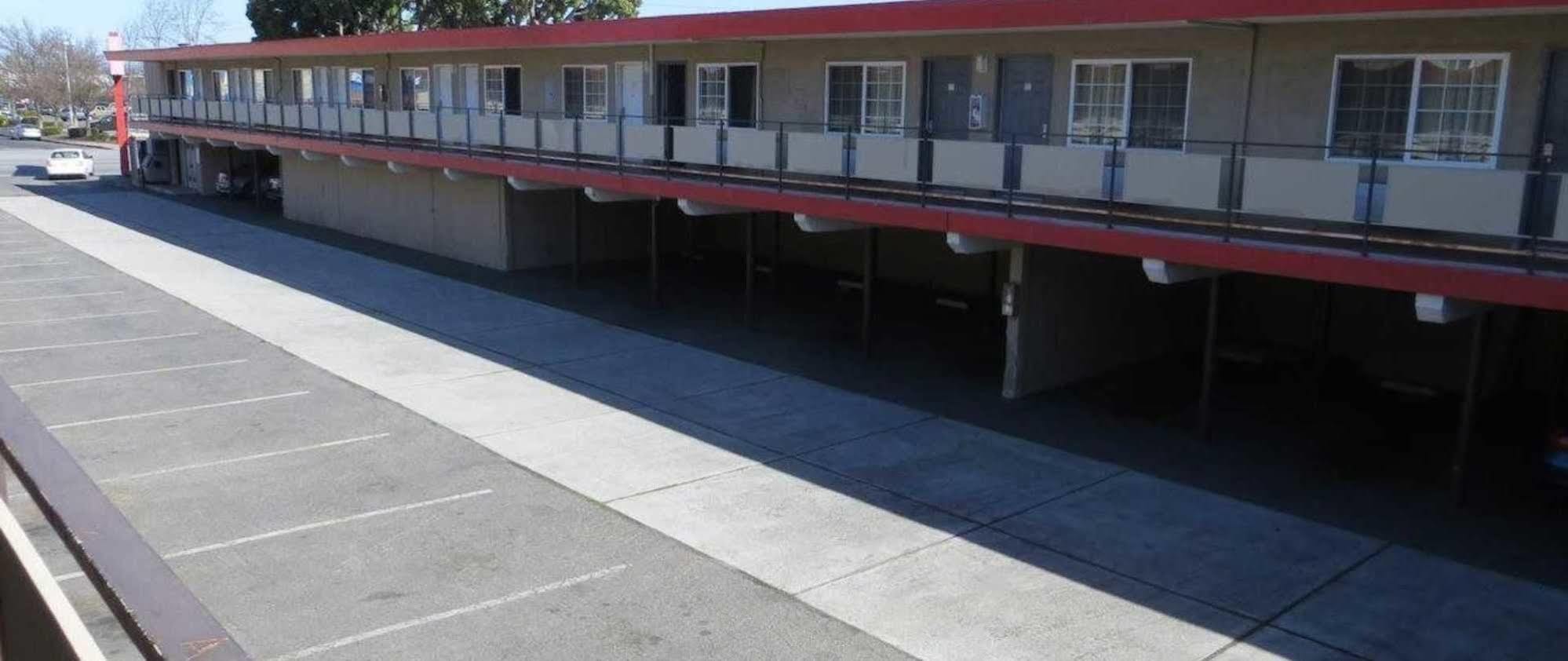 Capri Motel Редвуд Сити Экстерьер фото